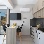 Staianna Suites-elegante Mouria