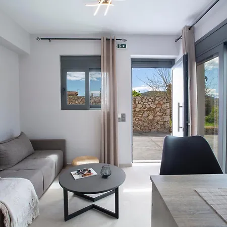Staianna Suites-elegante Mouria Apartment Marandokhórion